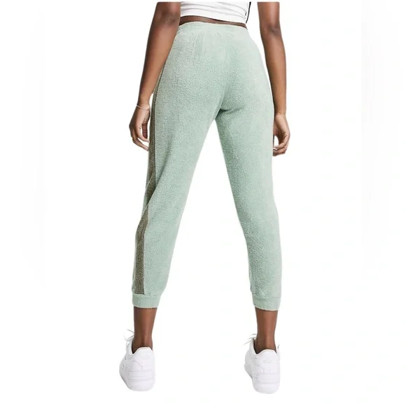 NWT Free People Blue Monday Fleece Sweatpants - Picture 3 of 6